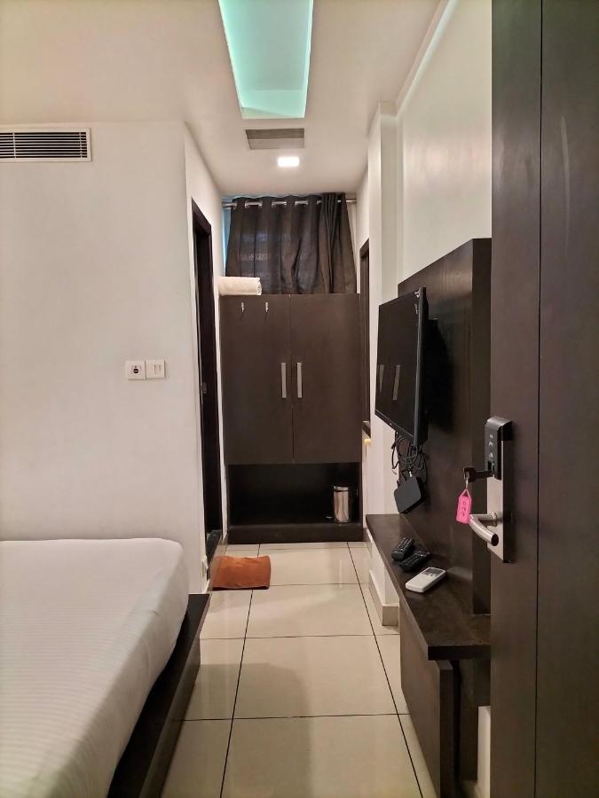 Hotel Saas Residency Kóžikkót Exteriér fotografie