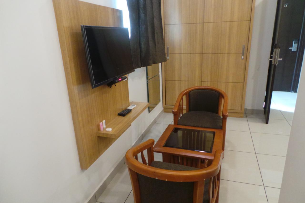 Hotel Saas Residency Kóžikkót Exteriér fotografie